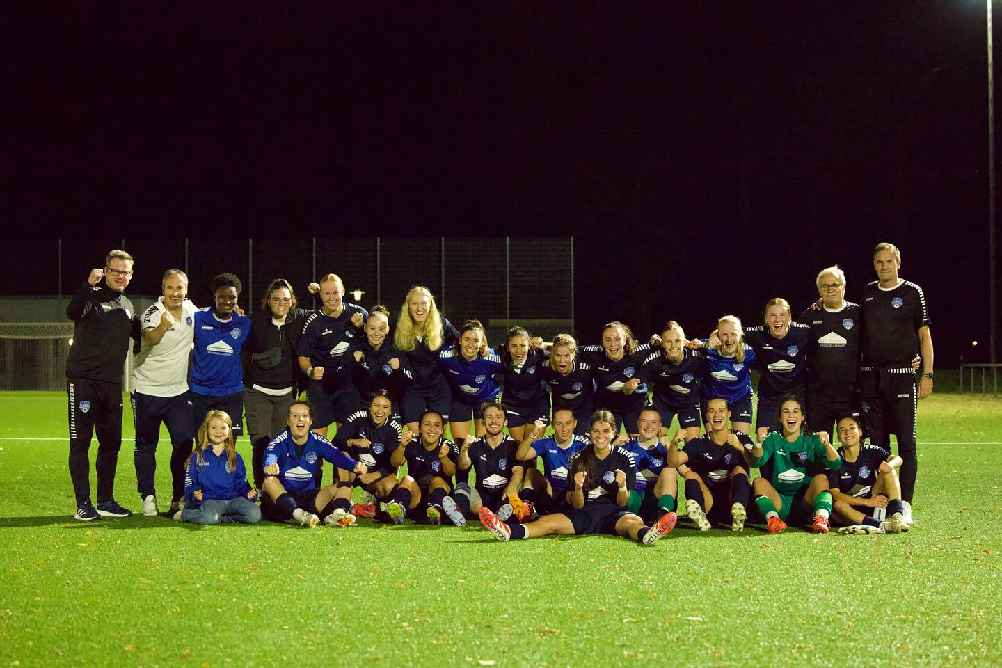 Souveräner 8:0-Sieg
in Runde 1 des Kreispokals
bei den @katzenbuschladies
📸 @ric.baumert
@bele_construction_gmbh
@derbystar
@mcdonaldsde
