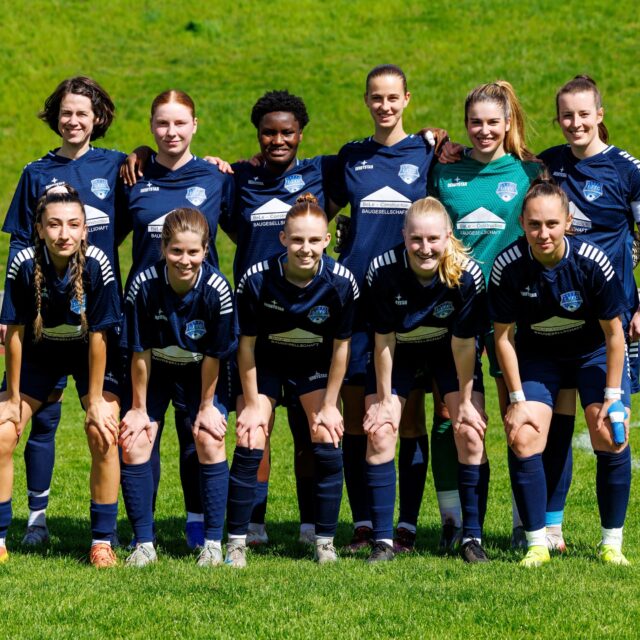 💙🤍 𝙍𝙚𝙜𝙞𝙤𝙣𝙖𝙡𝙡𝙞𝙜𝙖 #𝙁𝙁𝘾𝙈𝙀𝘾

Was ein #Drama 😞 0:1-Niederlage unserer Frauen gegen das Team Wacker Mecklenbeck aus Münster @wackerdamenolf .

Der FFC erspielte sich im heimischen Stadion #Hohenhorst zahlreiche Torchancen und verliert am Ende äußerst unglücklich durch einen sehr umstrittenen Strafstoß.

Jetzt kann es nur heißen: „Kopf Hoch und volle #Konzentration auf die nächsten Spiele“ 🍀💪🏼

Hier ein Fotorückblick aufs Spiel:
👉 📸 @ric.baumert 

@bele_construction_gmbh 
@derbystar 
@mcdonaldsde