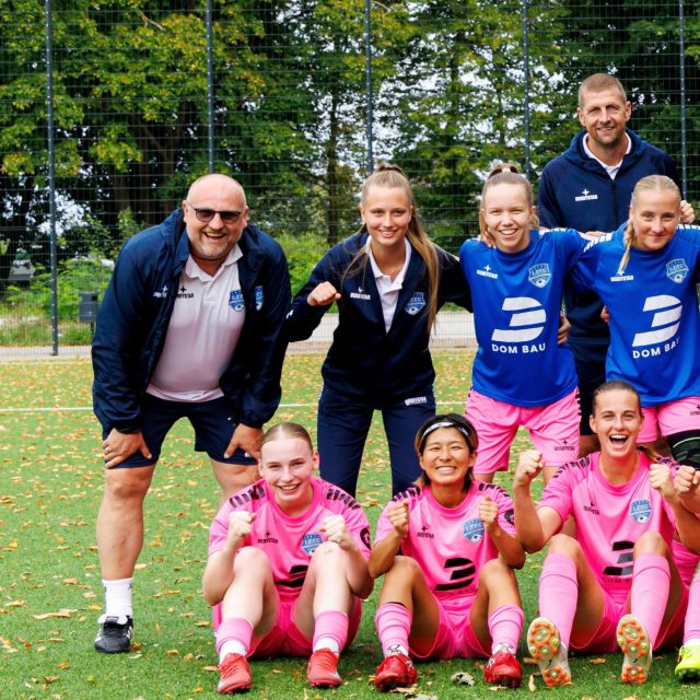 💙🤍 𝙎𝙥𝙞𝙚𝙡𝙩𝙖𝙜 2 - 𝙃𝙚𝙞𝙢𝙨𝙞𝙚𝙜 𝙜𝙚𝙜𝙚𝙣 𝙎𝙥𝙤𝙝𝙤 💯
Wir präsentieren euch das Siegerteam 👌
Perfekter Saisonstart 🔥🔥🔥
👉 6 Punkte aus 2 Spielen
📸 @ric.baumert
@caseapartments
@dombaugmbh
@mcdonaldsde
@bauenundleben
@experka_
@derbystar